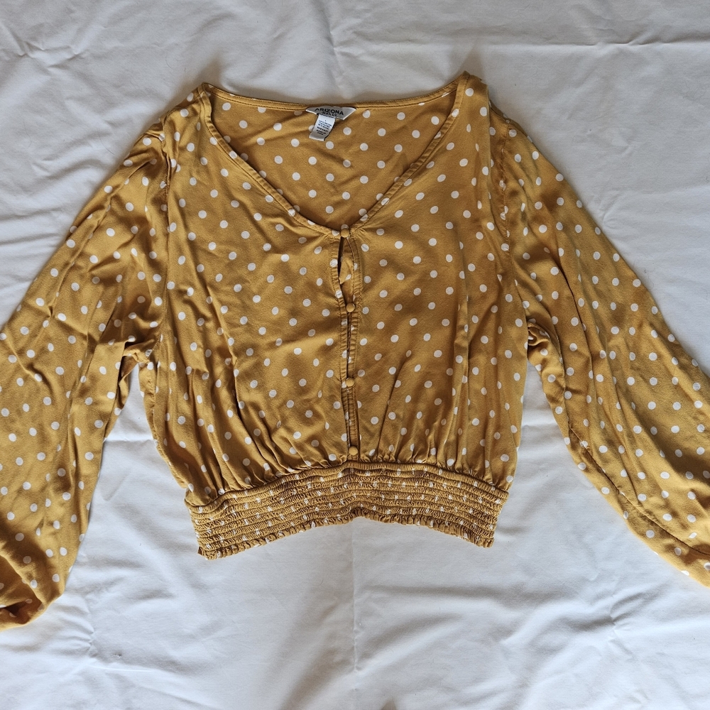 Golden Yellow, balloon sleeve top from Arizona